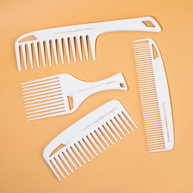 Cricket Ultra Smooth Coconut Dressing Comb - Infused with Coconut