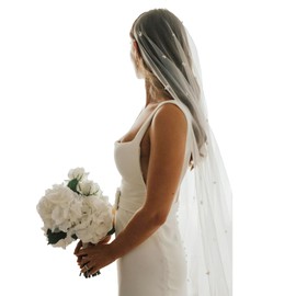 WEZTEZ Bridal Veils Beaded Edge Wedding Veil,1 Tier Pearl Crystal Edge Fingertip Length Short Bride Veil With Metal Comb