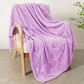 Exclusivo Mezcla Fleece Throw Blanket for Couch, Super Soft and Warm Blankets for All Seasons, Plush Fuzzy Leaves Pattern Throw, Lilac Purple Throw Blanket, 127x150 CM