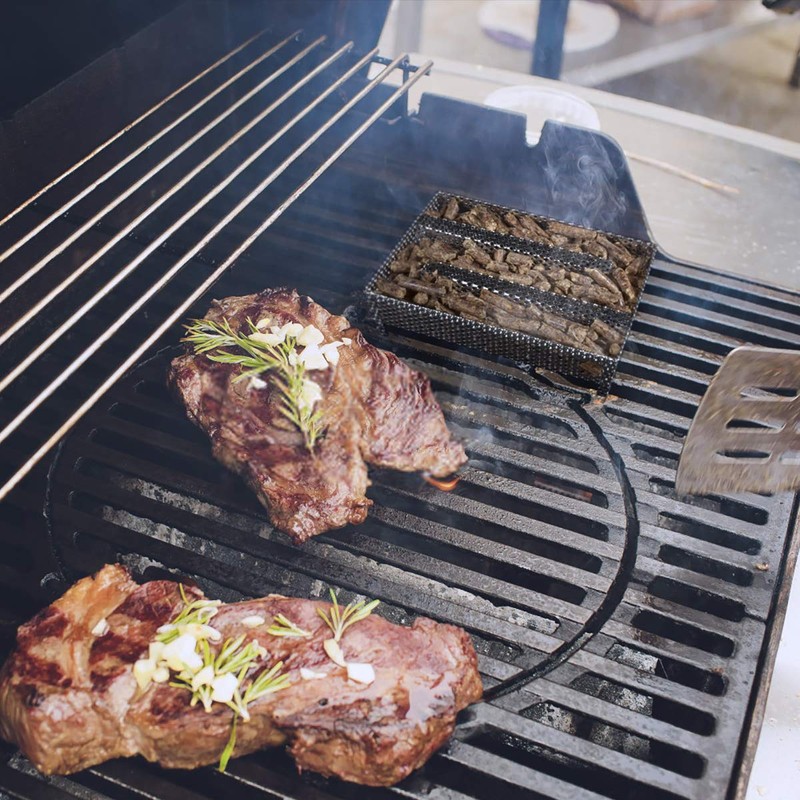 5" x 8" Pellet Smoker Tray 12 Hours of Billowing