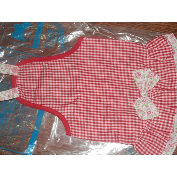 Unbranded Gingham Girl Dog Apron, Size 12 Small, Fits Yorkies,