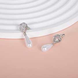 Teardrop Pearl Dangle Stud Earrings for Women/Ladie/Girls, Water Drop shape Cubic Zirconia Crystal Statement Diamond Jewelry, Vintage Silver Earrings for Wedding Gifts