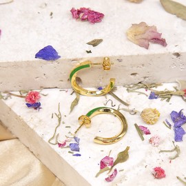 Tuscany Silver Women's Sterling Silver Yellow Gold Plated 3 mm x 19 mm Enamel Twirl Hoop Earrings, Silver