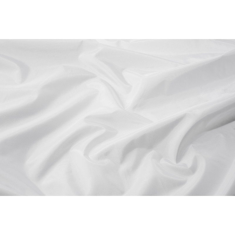 Croydex GP85115 Professional Plain White Water-Resistant Textile Shower Curtain 1800