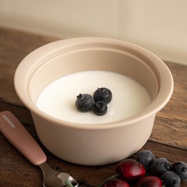 AGUARD Microwave Silicone Steamer for Baby Food, Made In Korea, Oven & Dishwasher Safe to 482°F, Easy Clean, Microwave Pot with Handle & Lid, 100% Food Grade Steamer Bowl (Creme Brulee, 550ml + 800ml set)