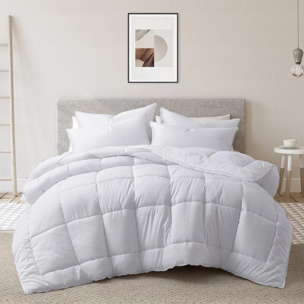 Simply Essential All Season Down Alternative Duvet Insert - King