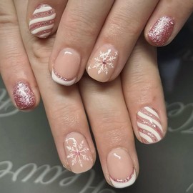 Christmas French Tip Press on Nails Short Snowflake Fake Nails Full Cover Glue on Nails Square Shape Acrylic Nails Nude Xmas False Nails Reusable Artificial Nails Winter Stick on Nails for Women