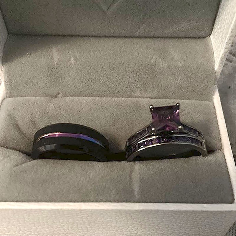 SHELOVES Black Plated Couples Women Purple Wedding Rings Sets His