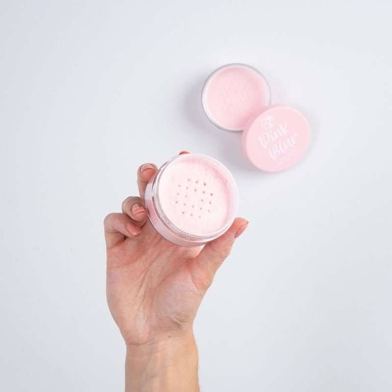 W7 Pink Blur Loose Setting Powder - Weightless Brightening &