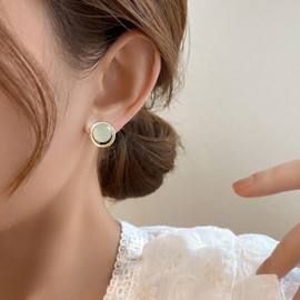 Yheakne Boho Round Moonstone Earrings Gold Moonstone Opal Earrings Vintage Green Opal Stud Earrings Round Moonstone Earrings Jewelry for Women and Girls