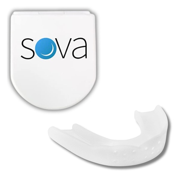 SOVA - Protector nocturno con funda, 1,6 mm de grosor, ajuste moldeado a medida, protege contra la molienda y apriete de los dientes nocturnos, sin olor y sabor, Remoltable hasta 20 veces, no tóxico