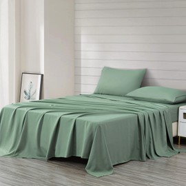 Chezmoi Collection 4-Piece Sage Green Sheet Set California King Size - 110GSM Peach Skin Brushed Microfiber Polyester 16" Deep Pocket Bed Sheets & Pillowcases