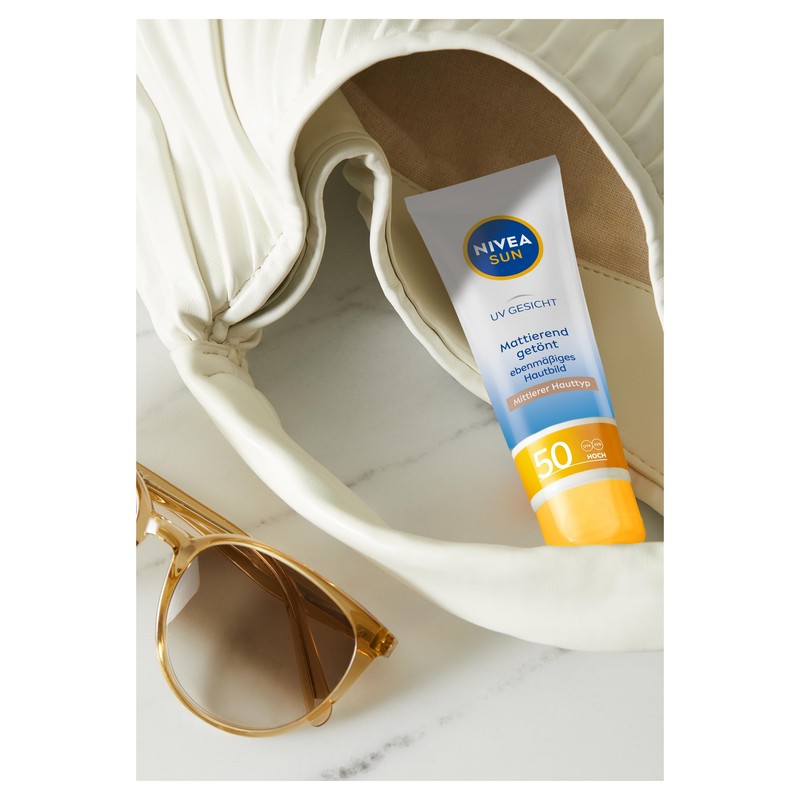 Nivea Sun Mattierte Gesichtscreme Ausgleich Hautfarbe Mit hohem Schutz, Spf