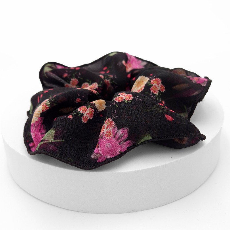 Black Flower Daily Scrunchie / 블랙 플라워 데일리 스크런치