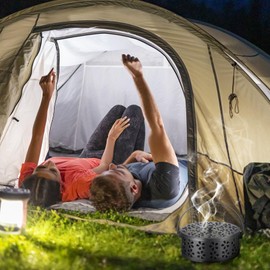 Mosquito Spiral Holder, Movable Metallic Mosquito Coil Holder with Brush, Retro Mosquito Spiral Pot Mosquito, Hollow Metal Mosquito Spiral Container (Black)