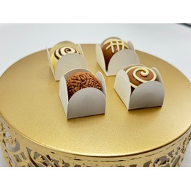 Square Truffle Cups | Liners | Wrappers | Fominhas (White - 002)