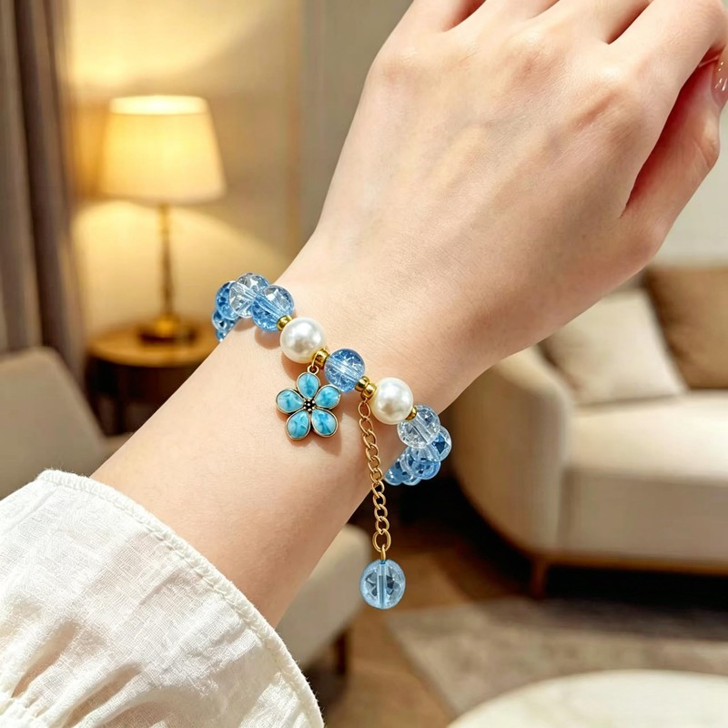 CINSKYING Healing Crystal Beaded Bracelet with Five Leaf Clover Charm