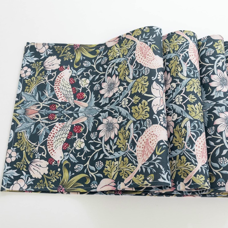 Obal William Morris Table Runner, Green floral table runner Heat