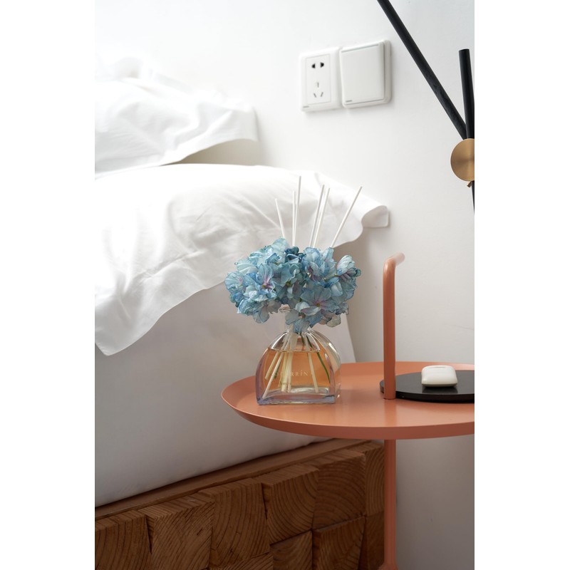 COCORRÍNA Reed Diffuser - 8.5 Oz Cashmere Vanilla Reed Diffuser