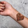 Azeeda 4 x 'Glasmalerei Herz' Temporäre Tattoos - Wasserfest, Hautfreundlich