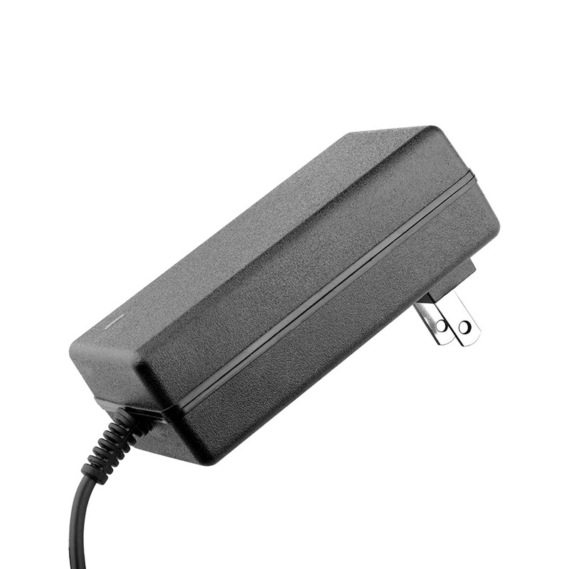 14.6 Volt 2A LiFePO4 Battery Charger 14.4v for 12V Battery