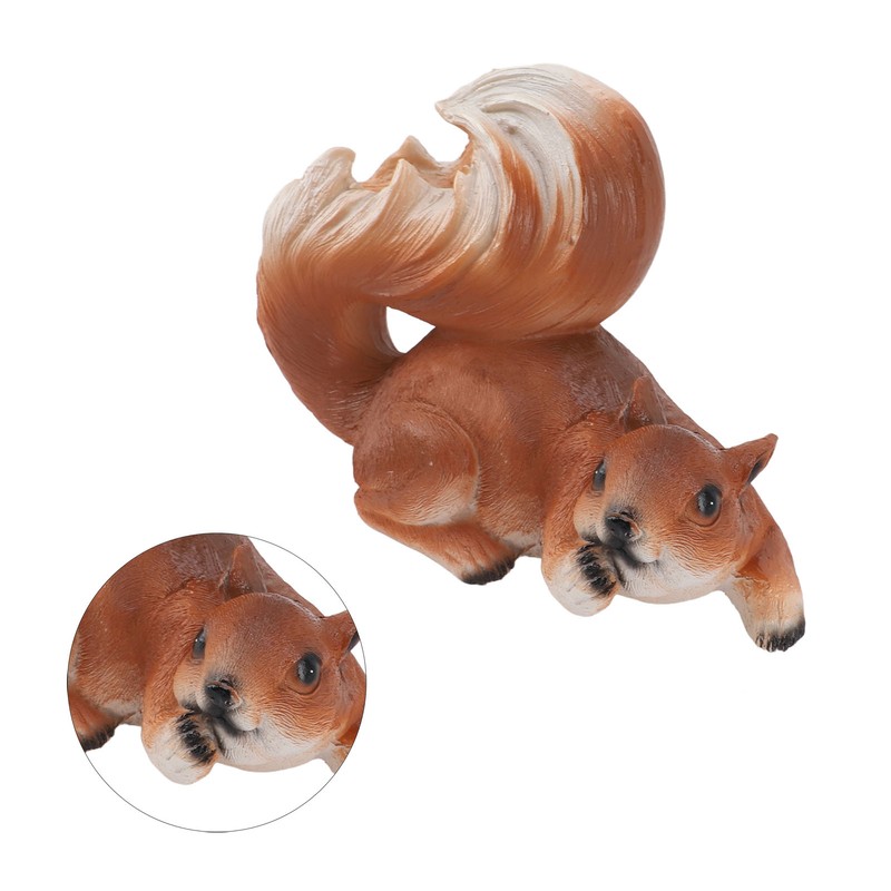 Squirrel Garden Decor Outside Funny Resin Statue Courtyard Balcony Outdoor