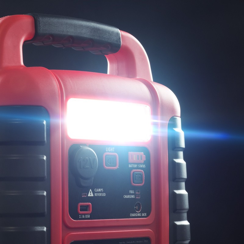 Wagan EL7552 Jumpboost V8 Air 1000 Peak Amps Jump Starter