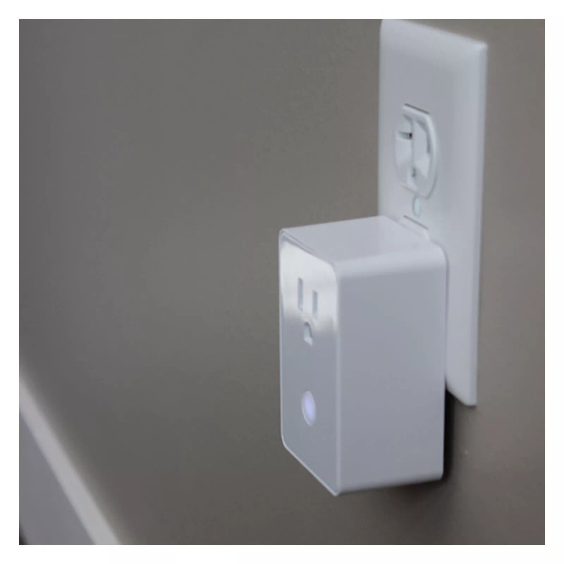 Qolsys IQ Z-Wave Plus v2 Smart Plug Outlet, 700 Series