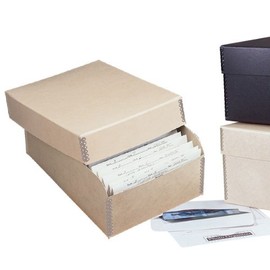 Lineco Photo Storage Box, Holds 1000 3x5" or 4x6" Photos, Removable Lid, with Photo Envelopes, Color: Tan