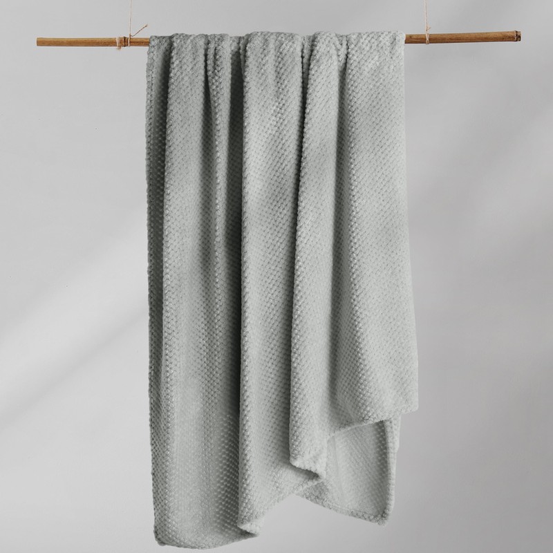 DecoKing Henry Cuddly Blanket, Soft, Fleece Microfibre Bedspread in Scandinavian