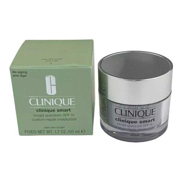 Clinique Smart SPF 15 Day Moisturizer Custom-Repair Very Dry -