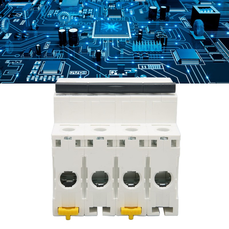 Miniature Circuit Breaker PA66 Flame Retardant Housing 4P Automatic Circuit