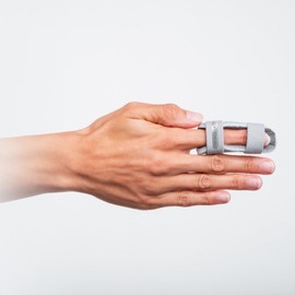 Chrisofix Finger Splint DIP+PIP, Fixates the Finger PIP and DIP Joints In an Appropriate, Desirable Position, X-Ray Transparent, X-Large
