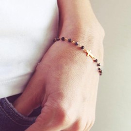 Allereya Boho Black Onyx Bracelet Onyx Faceted Bracelets Gold Cross Bracelet Religious Cross Bracelet Bangle Black Crystal Hand Chain Bracelet Jewellery for Women, Zinc