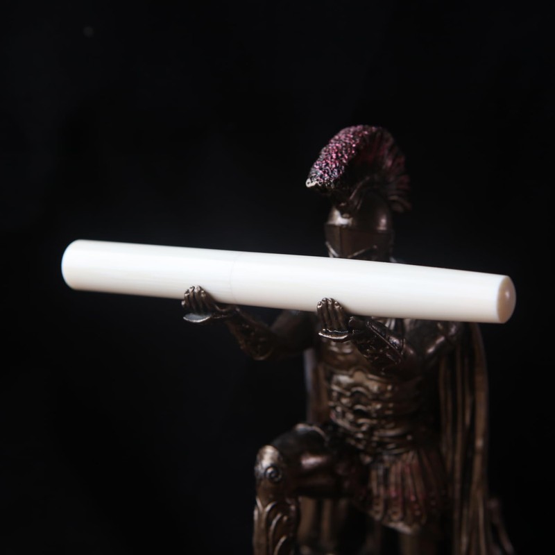 SeventyTwo Handmade Glass Dip Pen, Ivory White, Fine Point, Classic