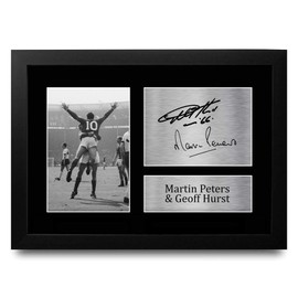 HWC Trading FR A4 Geoff Hurst & Martin Peters England Gifts Printed Autograph For Fans And Fans - A4 Framed