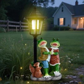 JIALINXIA Solar Garden Outdoor Squirrel and Frog Couple Dances in Grass with Lights, Outdoor Terrace Decorations for Patio Yard Lawn Walkway Ornaments Gifts for Mom Grandma Birthday