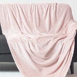 HOMESCAPES Pastel Pink Velvet Throw 130 x 160 cm Soft ‘Mora’ Faux Fur Throw Blanket Jacquard Chambray Weave Bed Sofa Throw for Single Beds and Armchairs