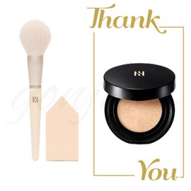 Hera Powder Brush Puff + Hera Black Cushion Mini 21N1 5g Set / 헤라 파우더 브러쉬퍼프+헤라 블랙 쿠션 미니 21N1 5g 세트