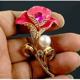 Unbranded Delightful JEWEL Magenta Pink DAFFODIL Flower RHINESTONE Necklace Pendant Brooch