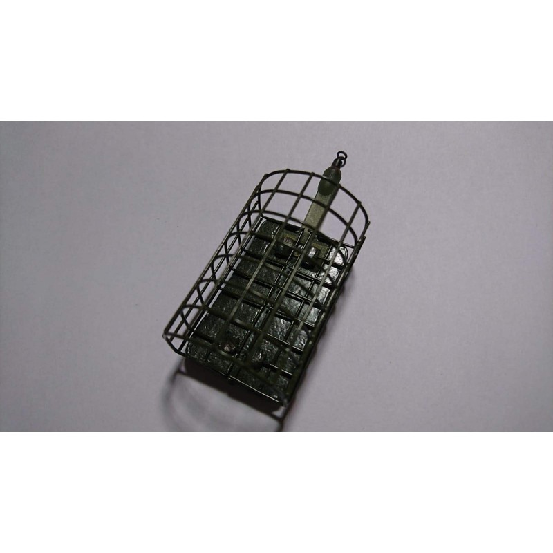 Theree Carps Feeder Fishing, One Piece Pack of 30 Grams