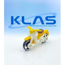 Hot Wheels Honda Super Cub Custom (Yellow & White) 3/5 HW Moto - 2023-87/250 (Short Card) - COMES IN A KLAS CAR KEEPER SHORT CARD PROTECTOR CASE - HKK32