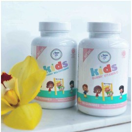 Carson Life #1 for Vitamin C Gummies for Kids - 90 Count - Excellent Vitamin A Supplement - Best Tasting Gummy - Promotes Overall Health, Prevent Colds, Boosts Immune System - Made in The USA