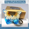 Resin Real Pressed Daisy Flower Butterfly Keychains, Butterflies Keychain With