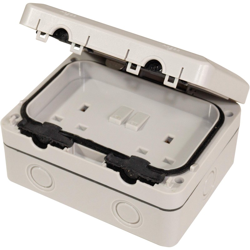 Eagle IP66 13A 2-Gang Switched Outdoor Socket