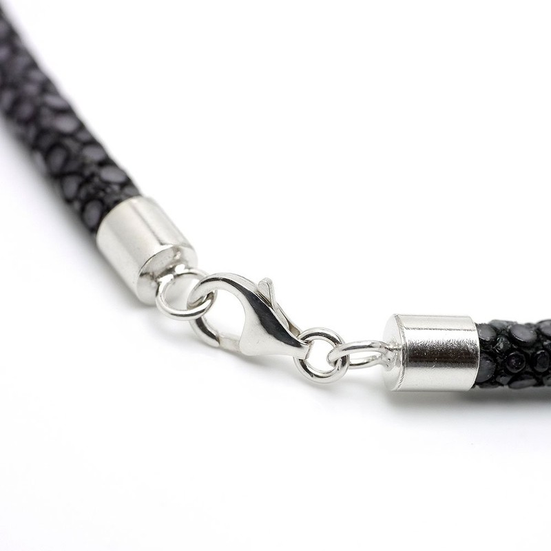 Silver One on Stingray Leather Sparkling Leather Choker, Black, Silver