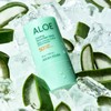 Holika Holika 알로에 쿨링 선스틱 SPF50+ PA++++ 23g Aloe Cooling