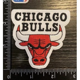 CHICAGO BULLS  IRON ON EMBROIDERED PATCH BASKETBALL