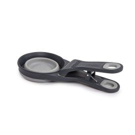 Dexas Pets Collapsible KlipScoop Collapsible Dry Dog Food Scoop and Dog Food Bag Clip, 1/2 Cup Capacity, Light Gray (PW650432429)