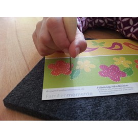 Familienmomente 10 Craft Sheets for Prickling Spring (2 x Birds, 2 x Orange Flowers, 2 x Blue Flowers, 2 x Turquoise Butterflies, 2 x Spring Lanterns) DIN A5